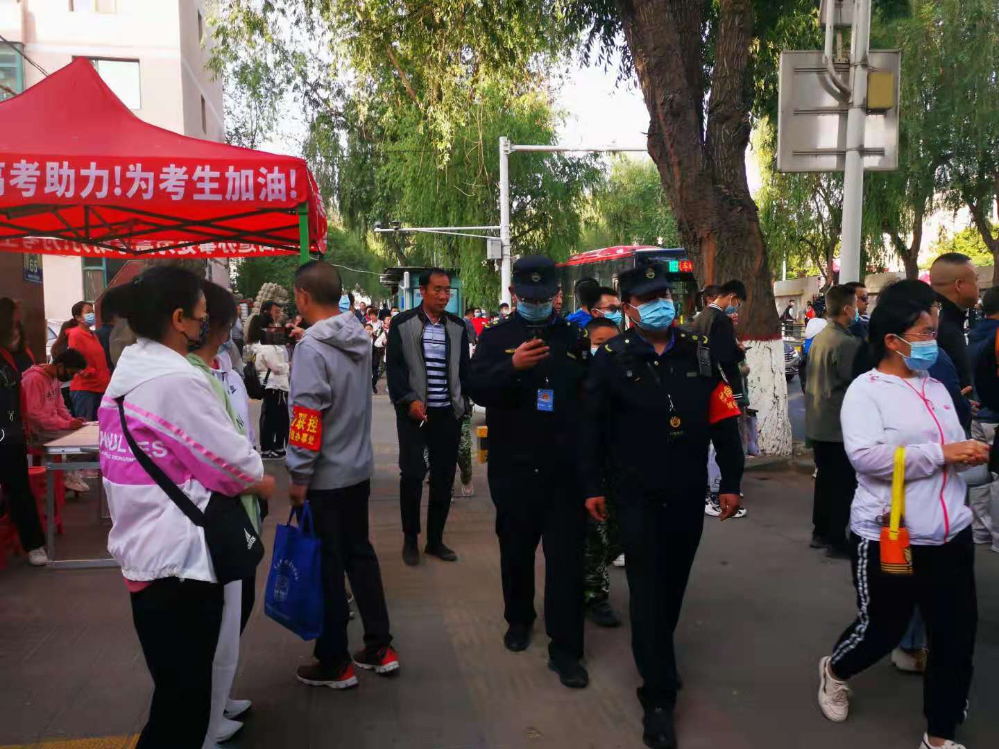 西宁城中： 为高考助力 为学子加油