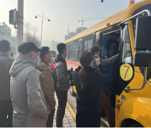 城中区教育局：联合排查校车隐患 确保校车运行安全