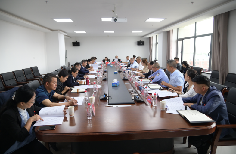 凝聚中区共识 汇聚中区力量：人大代表审议政府工作报告
